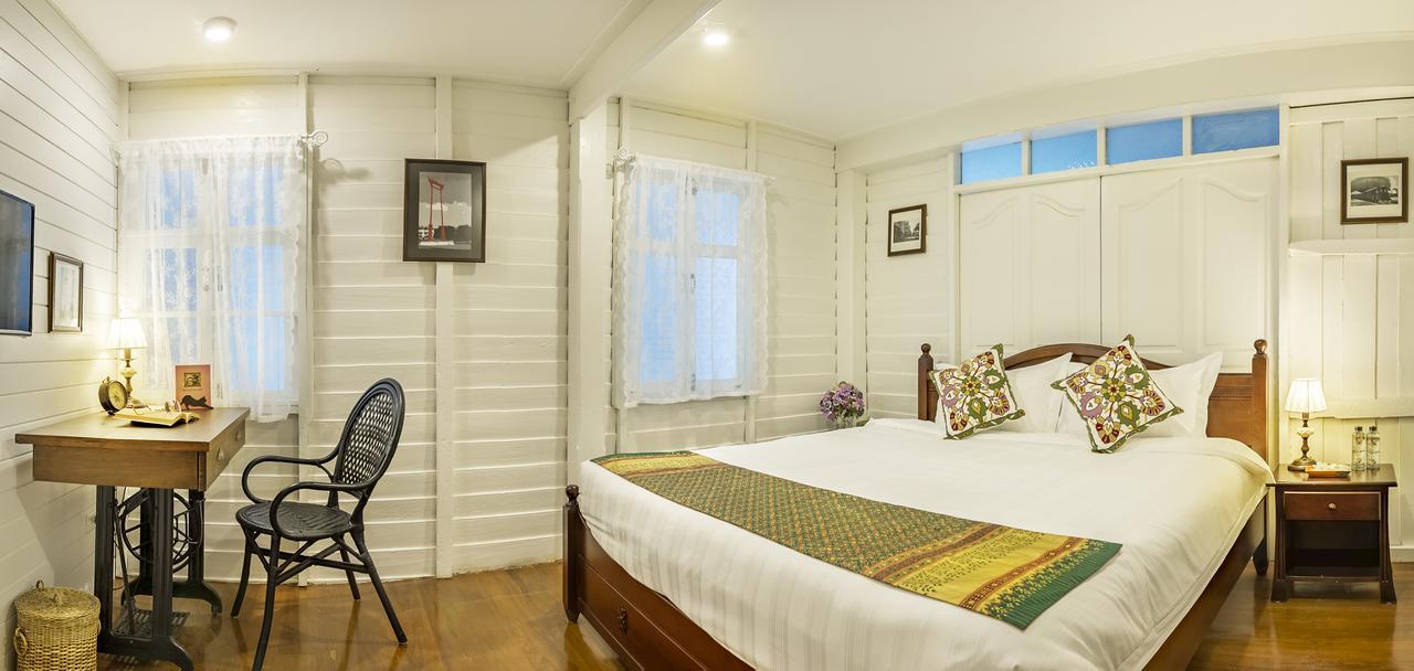 Baankachitpan Bangkok Hotel Экстерьер фото