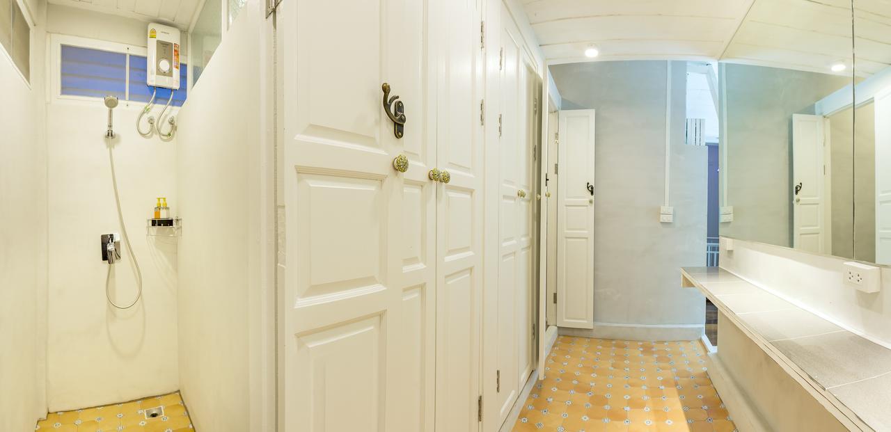 Baankachitpan Bangkok Hotel Экстерьер фото